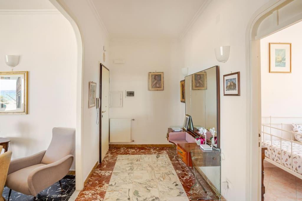 Casa Al Mare - Lido Lägenhet Terracina Exteriör bild