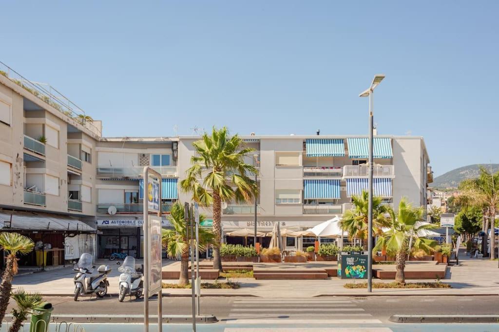 Casa Al Mare - Lido Lägenhet Terracina Exteriör bild